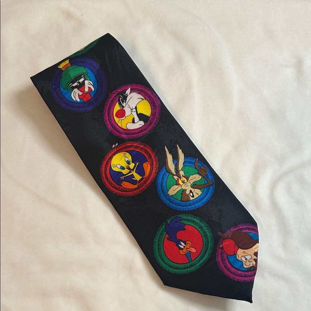 Looney Tunes Character Black Tie